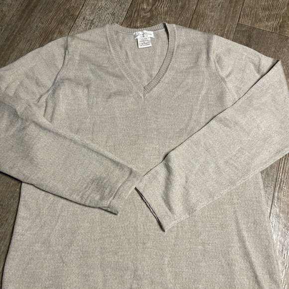 Linea Donna 100% Merino Wool V-Neck Sweater Vintage Tan Womens Large Italy Made - Picture 4 of 5